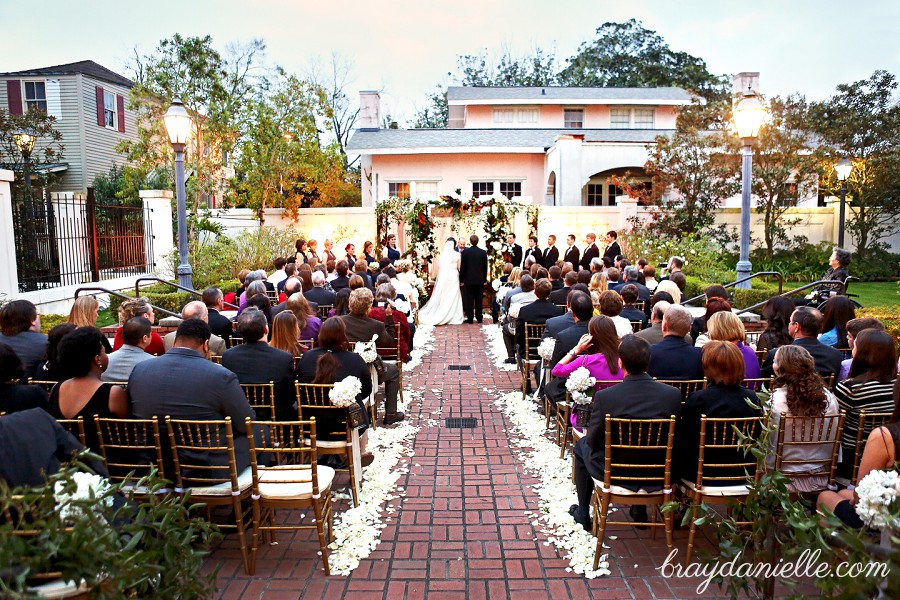 courtyard wedding ceremony