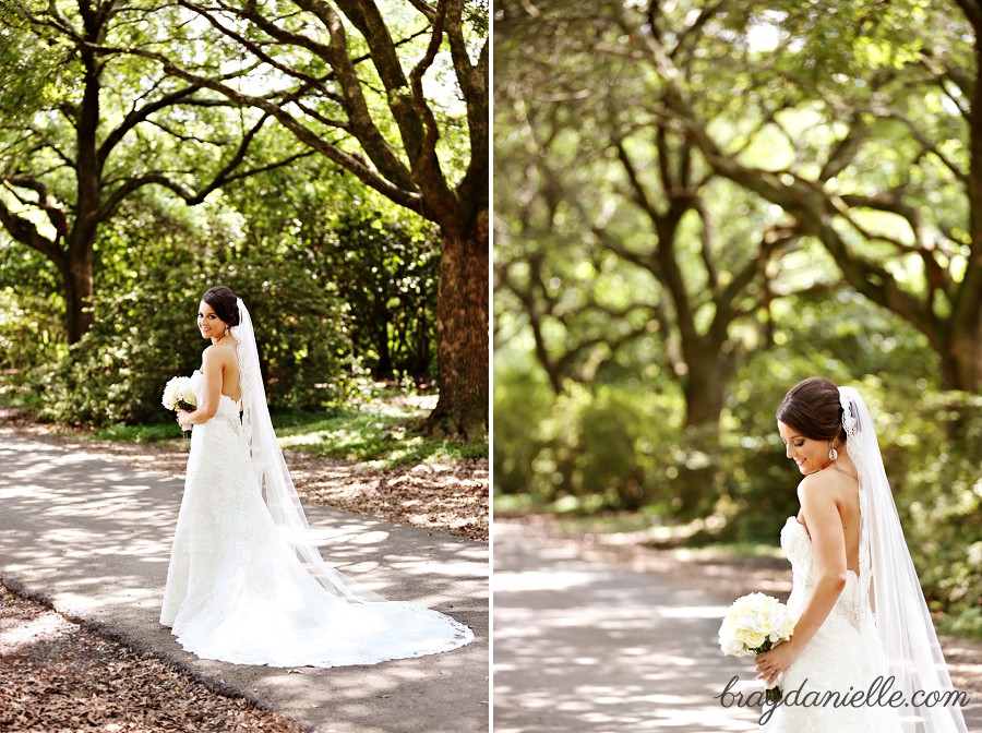 Bridal portraits under oak trees