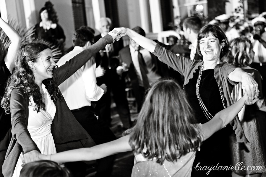 wedding guests dancing