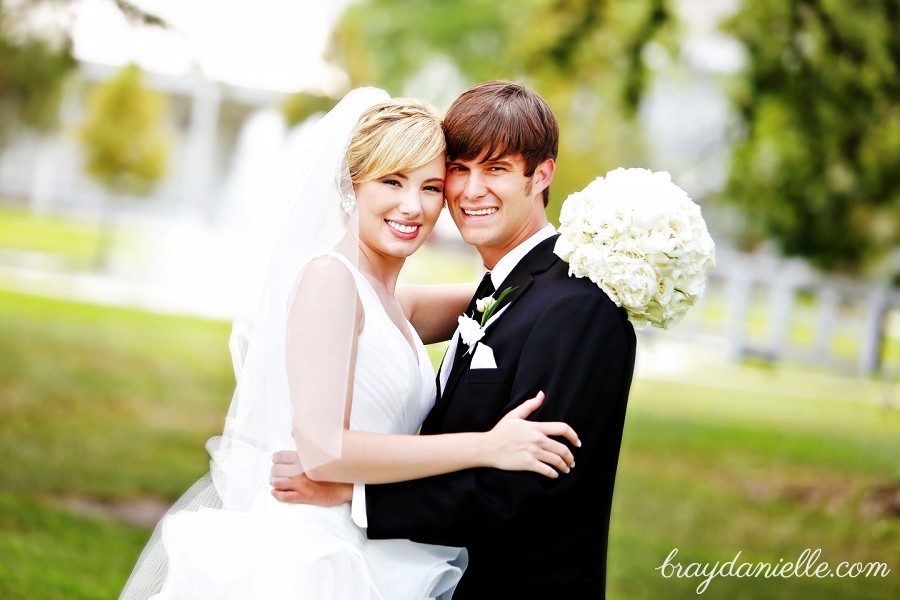 Outdoor bride and groom photo