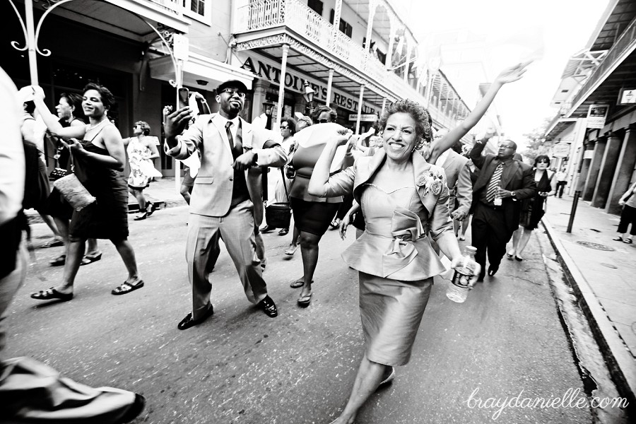 wedding guests second lining