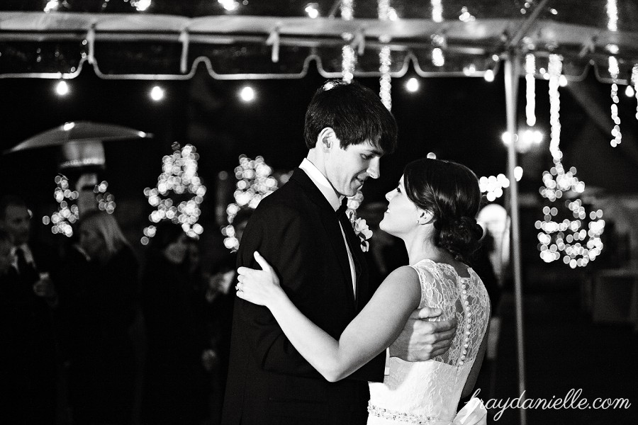 bride and groom first dance