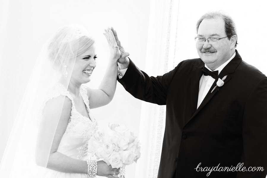 Bride and Father before the wedding